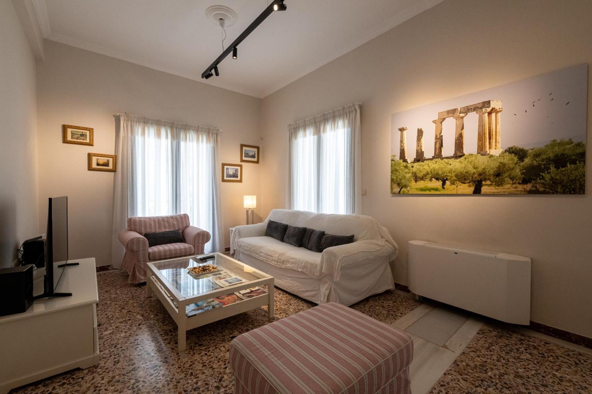 The Mansion - Kalamata Mediterranean Villas Exteriör bild